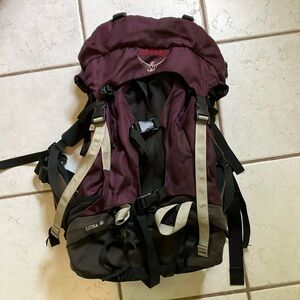Osprey Luna 60 Women’s Purple and Gray Hiking Backpack